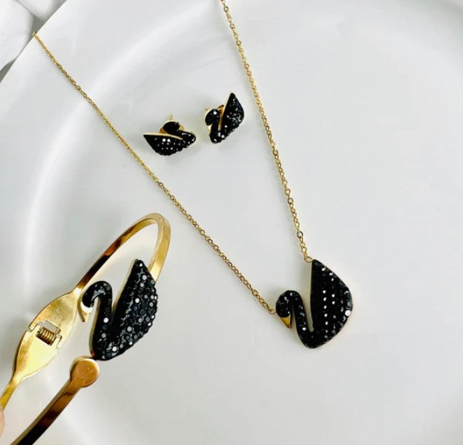 ZARAHÉ Swan Elegance Set