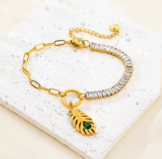 ZARAHÉ Emerald Luxe Feather Bracelet