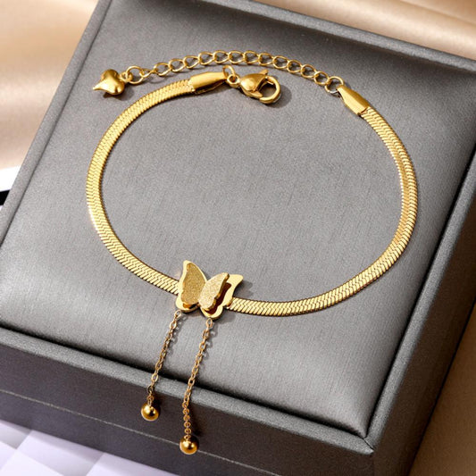 ZARAHÉ Butterfly Grace Gold-Plated Bracelet