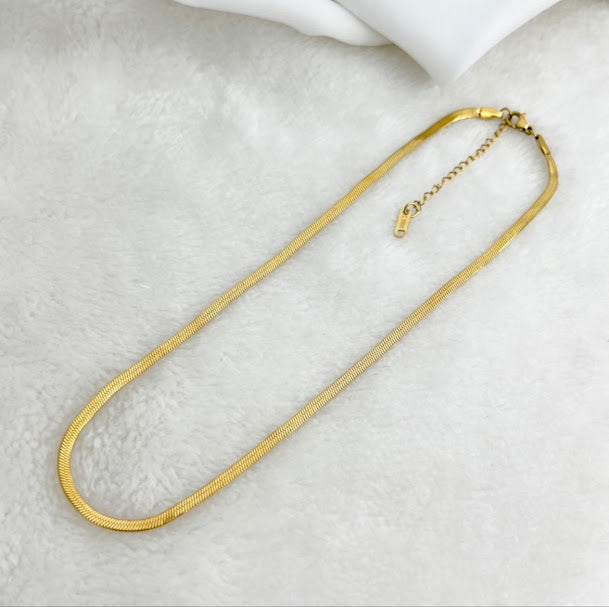 ZARAHÉ Lumina Gold Weave Necklace
