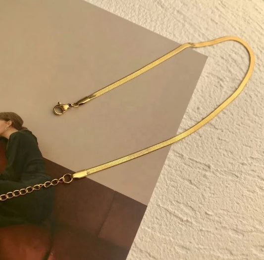 ZARAHÉ Lumina Gold Weave Necklace