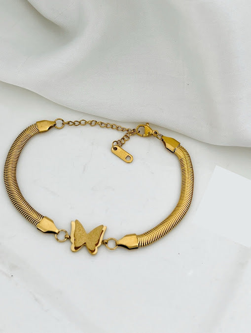 ZARAHÉ Butterfly Grace Gold-Plated Bracelet