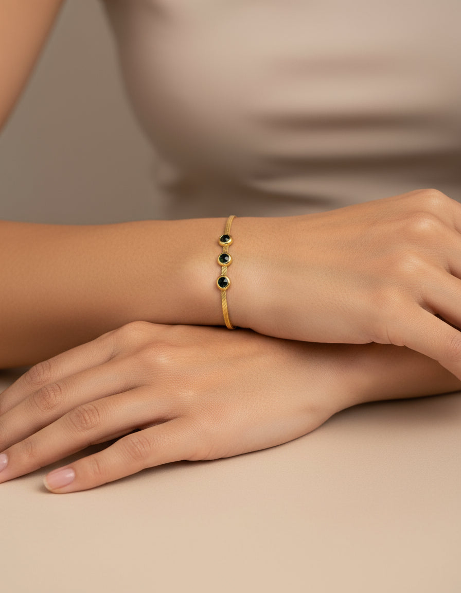 ZARAHÉ Trinite Emerald Gold Bracelet