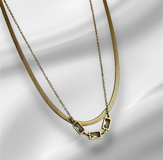ZARAHÉ Obsidian Grace Layered Necklace