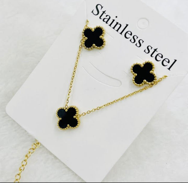 ZARAHE Premium Edition – Black Enamel Clover Necklace & Stud Earrings