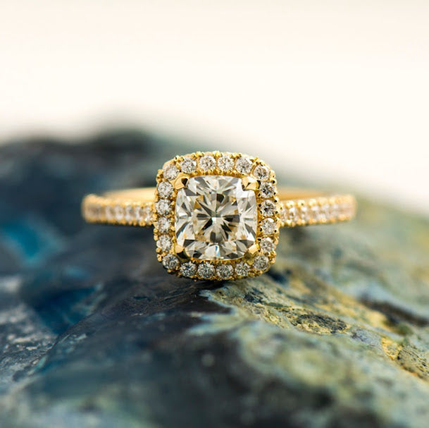 ZARAHE Radiance: Cushion-Cut Halo Diamond Ring in Luxe Yellow Gold