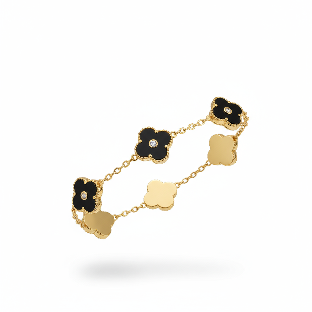 ✨ ZARAHÉ Noir Clover Charm Bracelet