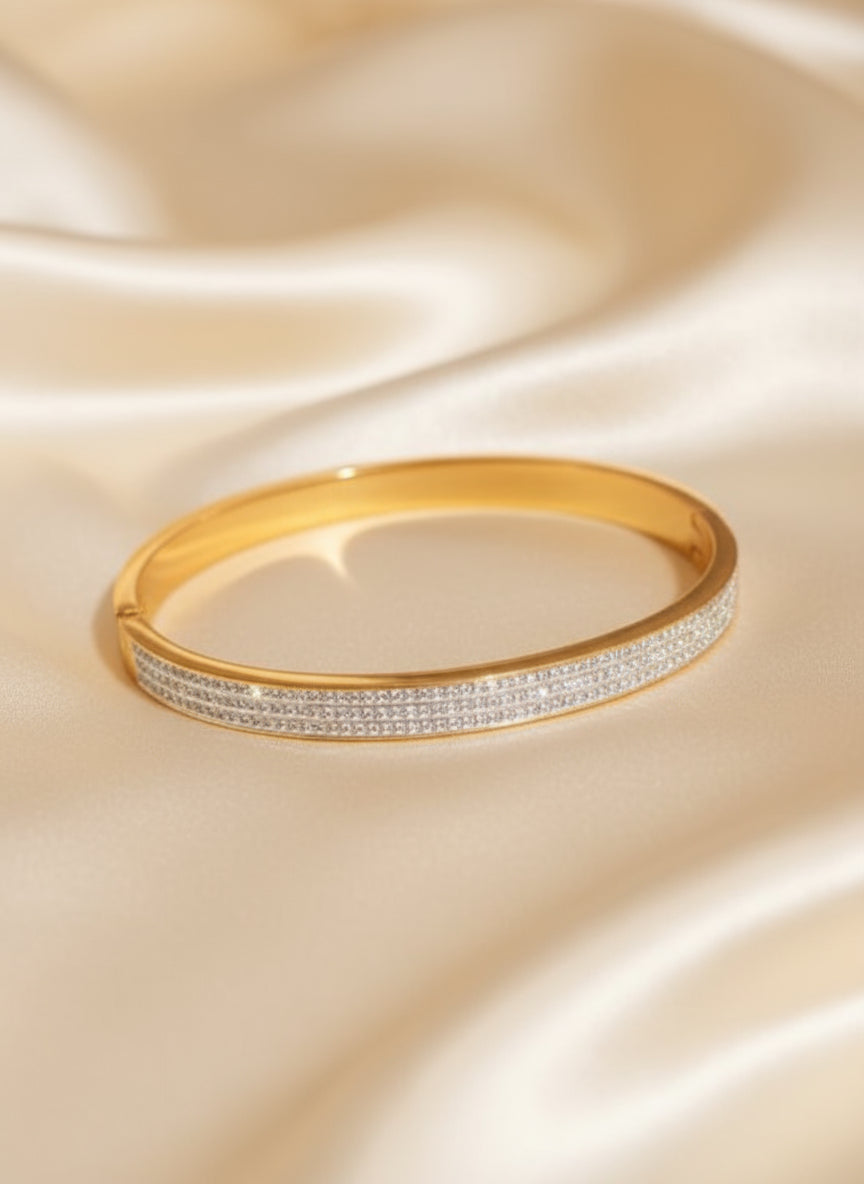 ZARAHÉ Dazzle Luxe Bangle