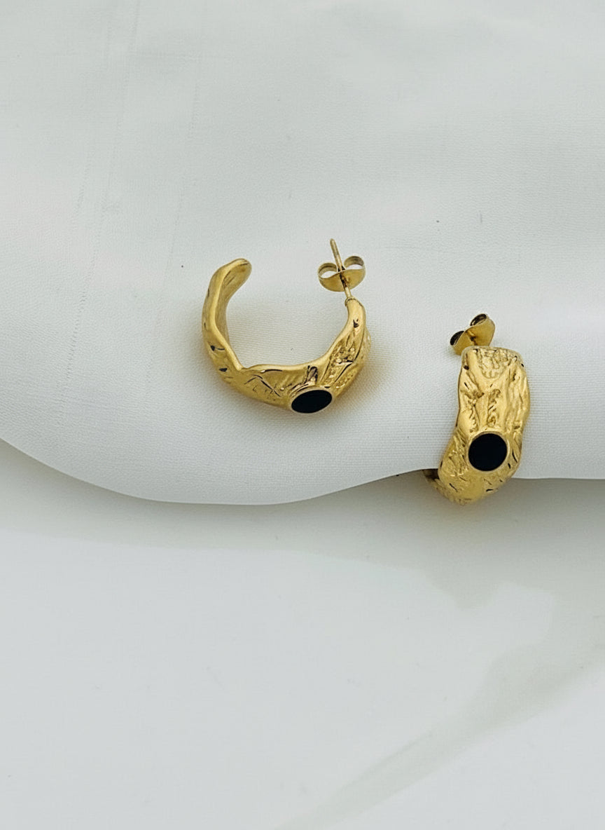 ZARAHE: Sculptural Black & Gold Hoops