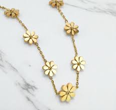 ZARAHÉ Sunlit Petals Necklace