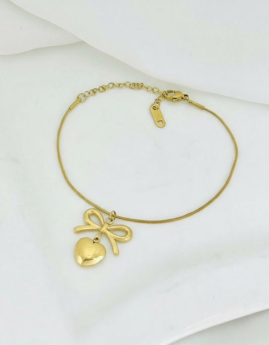 ZARAHE: Dainty Gold Bow & Heart Bracelet